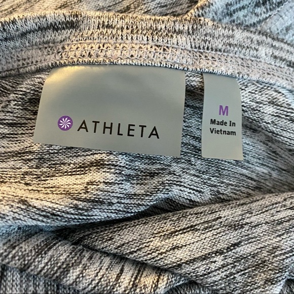 Athleta No Sweatin It Sharkbite Sweatshirt size m - Picture 6 of 7